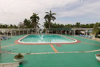 Crystal Beach Apartment At Seacastles Montego Bay Jamajka